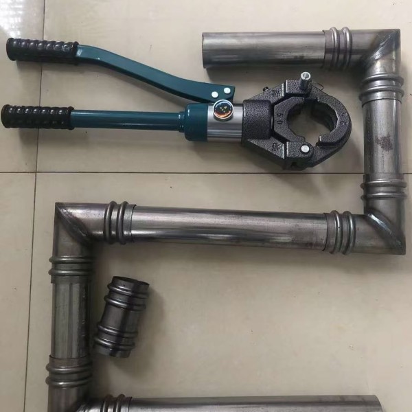 建水鑫亿呈冷却管